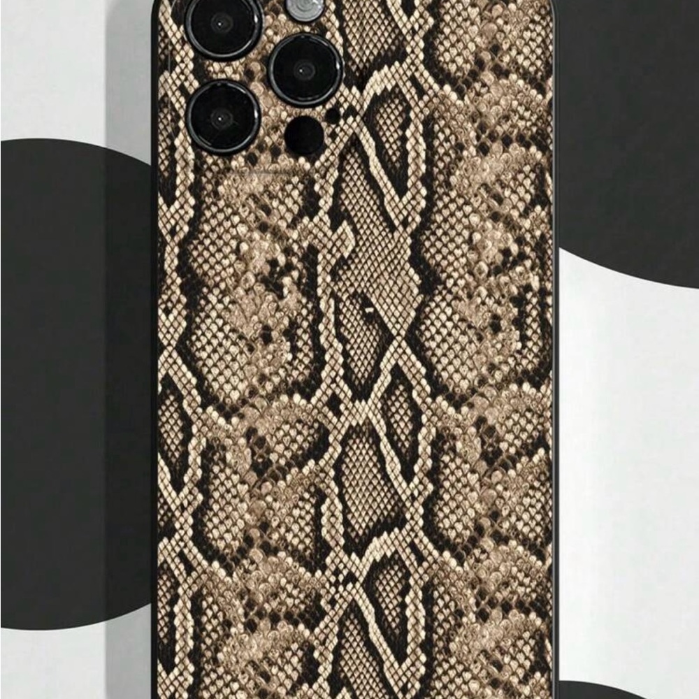 iPhone 15 Plus Phone Case Snake Skin Print Soft Protective Shockproof Case - Picture 6 of 6